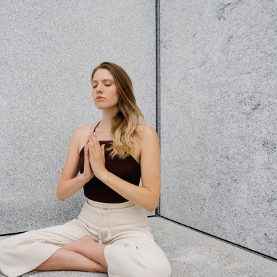 First Yoga Class? Here are Things You Should Know